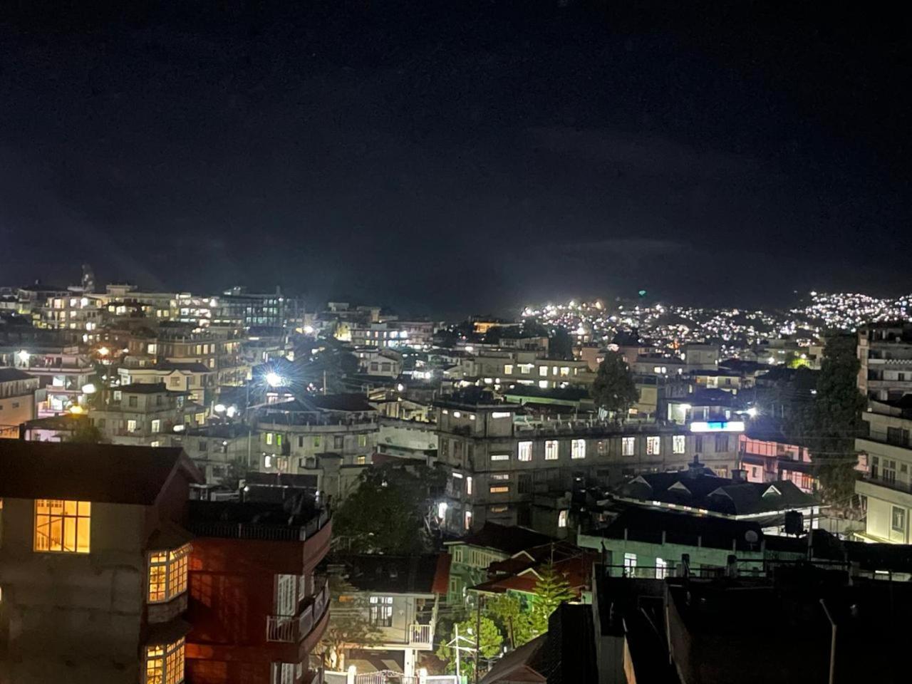 Blue Angel Guest House Shillong Esterno foto