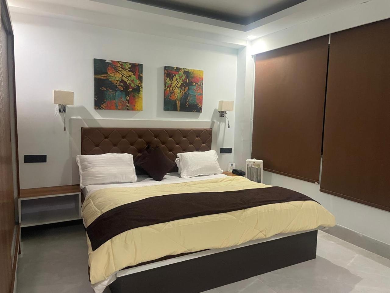 Blue Angel Guest House Shillong Esterno foto